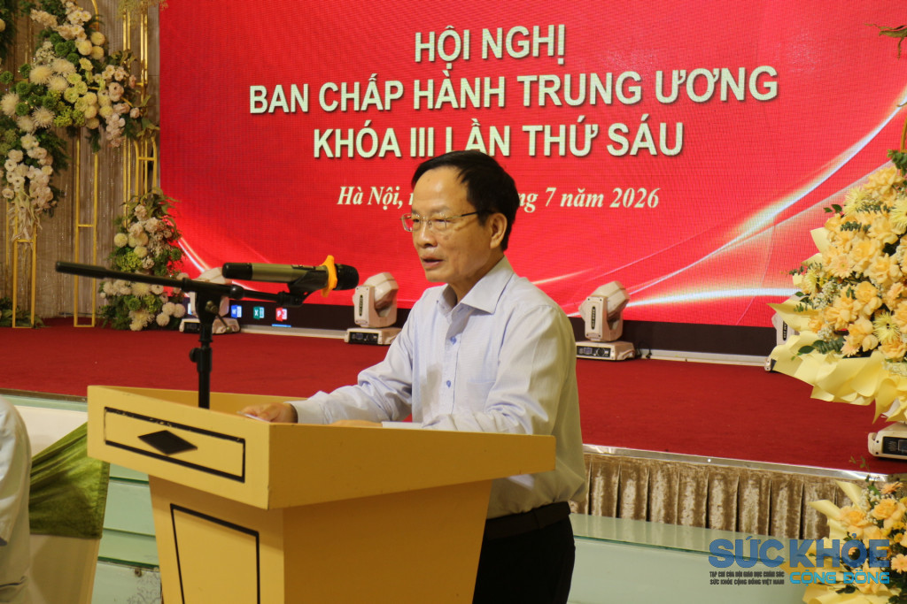 TS. Lê Đình Tiến – Phó Chủ tịch Hội đã trình bày Báo cáo của BCH khoá III trình Đại hội lần thứ IV của Hội