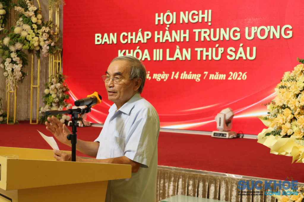 Đại tá Tạ Quang Vinh – Tổng Thư ký đã nêu Các quy định về Thi đua, khen thưởng (Ảnh: PV)