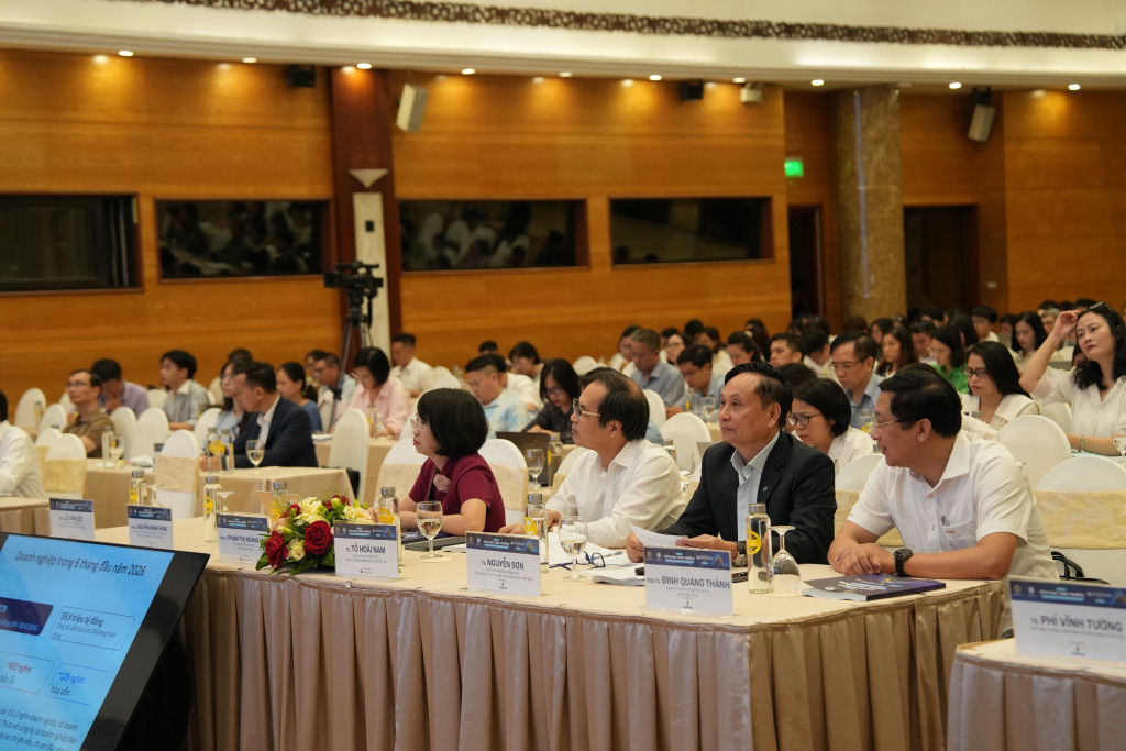 Các đại biểu tham dự 