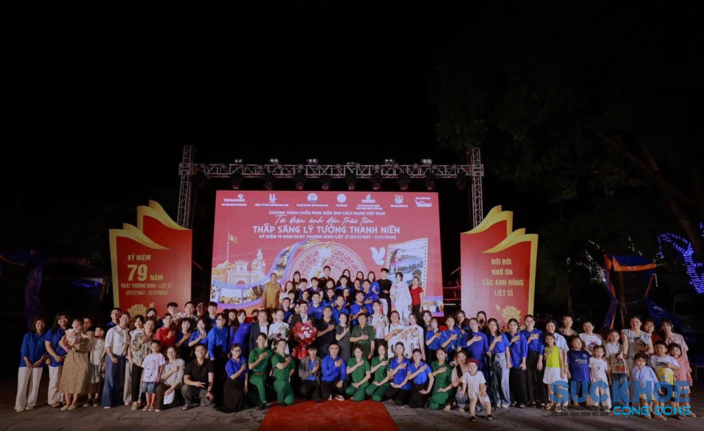 Lịch sử như được kể lại bằng những hình ảnh sống động, bằng điện ảnh, bằng những bước chân thành kính và bằng sự tiếp nối của lòng biết ơn