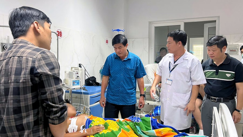 Lãnh đạo tỉnh Đắk Lắk thăm hỏi gia đình các nạn nhân trong vụ thảm án tại phường Thành Nhất