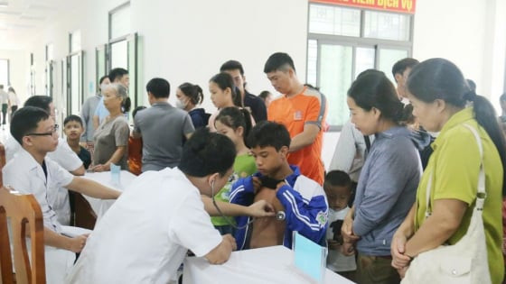 Hơn 250 trẻ em ở Bát Xát được khám sàng lọc tim bẩm sinh và dị tật bẩm sinh