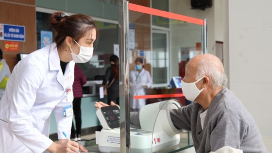 Miễn viện phí: Lộ trình vì dân