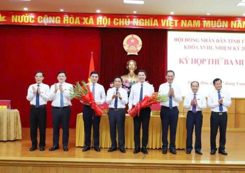 Ông Nguyễn Hoài Anh được bầu giữ chức Chủ tịch UBND tỉnh Thanh Hóa