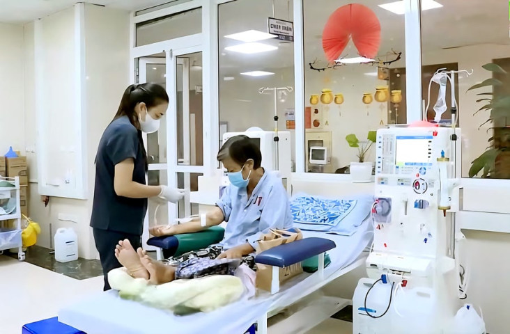 Phú Thọ: Trung tâm Y tế khu vực Lâm Thao đưa kỹ thuật chạy thận nhân tạo về gần dân