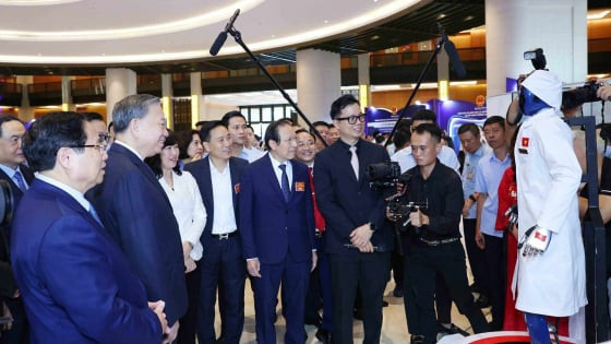 Vinmec trình làng robot y tế “Make in Vietnam”, tiên phong mô hình bệnh viện thông minh