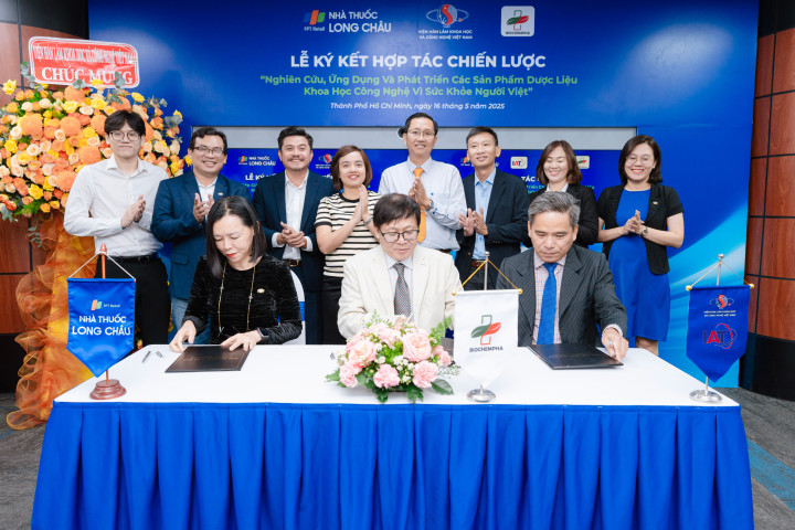 Long Châu hợp tác cùng Viện Công nghệ tiên tiến - Viện Hàn lâm Khoa học và Công nghệ phát triển dược phẩm bảo vệ sức khỏe người Việt