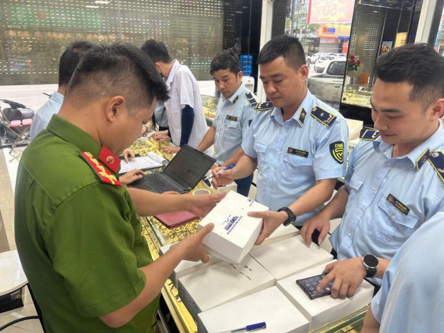 Thanh Hóa: Thành lập các đoàn kiểm tra ngăn chặn tình trạng buôn lậu và gian lận thương mại