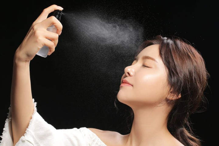 Xịt khoáng có đủ “cứu cánh” cho làn da trong những ngày nắng gắt?