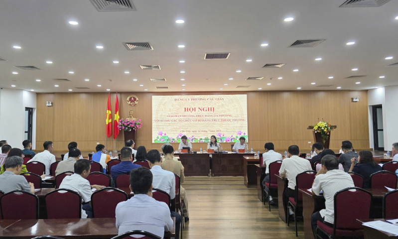Đảng ủy phường Cầu Giấy phát động phong trào tích cực thi đua lập thành tích chào mừng Đại hội Đảng các cấp