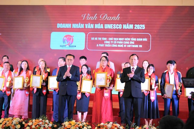 Chủ tịch HT Software VN được vinh danh Doanh Nhân Văn Hóa UNESCO 2025
