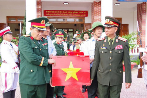 Thanh Hóa: Tổng kết công tác tìm kiếm, quy tập hài cốt liệt sĩ mùa khô 2024 - 2025
