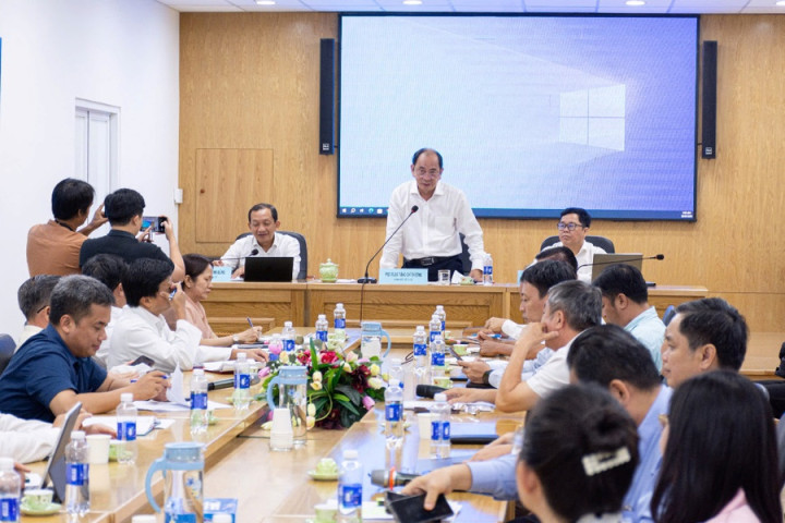 TP Hồ Chí Minh triển khai đồng bộ giải pháp ngăn "cò" khám bệnh, chữa bệnh
