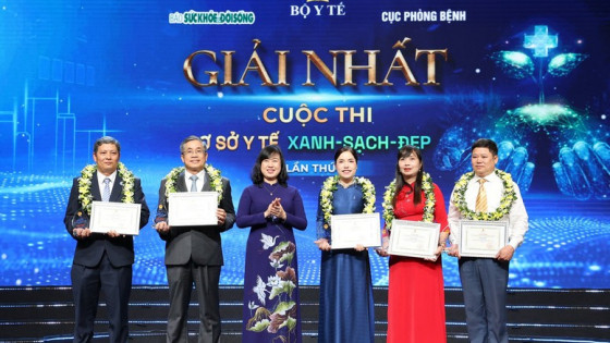Lần đầu tiên trao giải cuộc thi 'Cơ sở y tế xanh – sạch – đẹp' trên cả nước