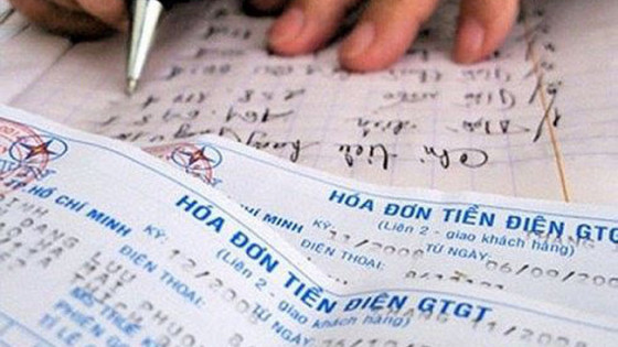 Cảnh giác lộ lọt thông tin cá nhân khi đăng hóa đơn tiền điện lên mạng