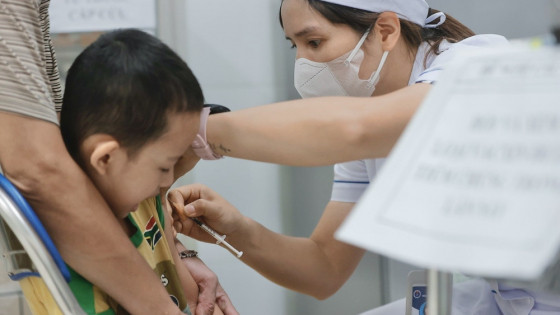 Tăng cường phòng ngừa bệnh lý lây nhiễm trong mùa mưa bằng vaccine