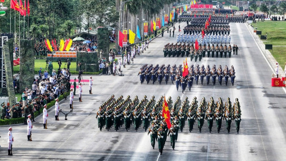 Ngắm diễu binh A80: Top địa điểm không thể bỏ lỡ ở Hà Nội