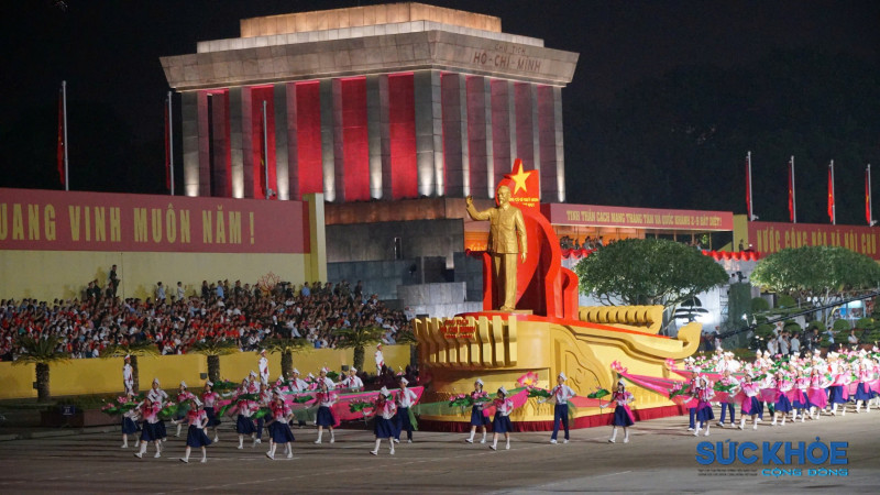 Hào hùng, khí thế trong buổi sơ duyệt cấp Nhà nước Lễ diễu binh, diễu hành kỷ niệm 80 năm Quốc khánh