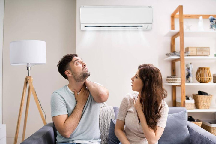 “Sống chung” với máy lạnh: Những trục trặc sức khỏe khó ngờ
