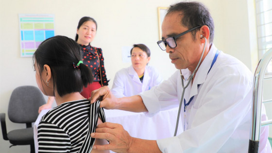 Bộ Y tế đề nghị các tỉnh, thành phố luân phiên, luân chuyển, điều động bác sĩ về trạm y tế xã