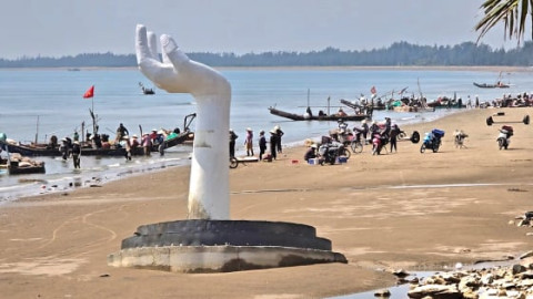 Thanh Hóa: Dự kiến di dời “5 bàn tay khổng lồ” để đảm bảo an toàn cho người dân
