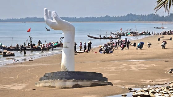 Thanh Hóa: Dự kiến di dời “5 bàn tay khổng lồ” để đảm bảo an toàn cho người dân