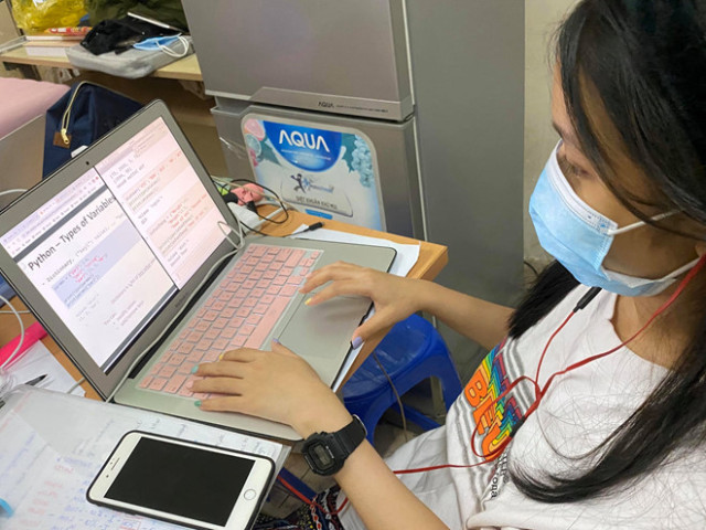 Hỗ trợ học sinh, sinh viên có hoàn cảnh khó khăn mua máy tính học trực tuyến