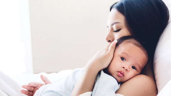 Hướng dẫn nuôi dưỡng trẻ sinh ra từ mẹ nhiễm HIV