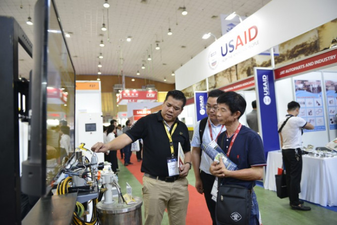 USAID đang hỗ trợ nâng cao năng lực kết nối của các doanh nghiệp nhỏ và vừa Việt Nam