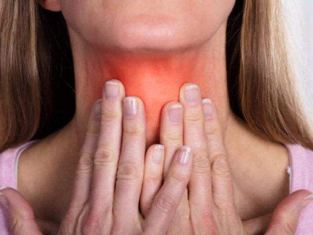 Dấu hiệu của tuyến giáp kém hoạt động ở trẻ mới biết đi và thanh thiếu niên