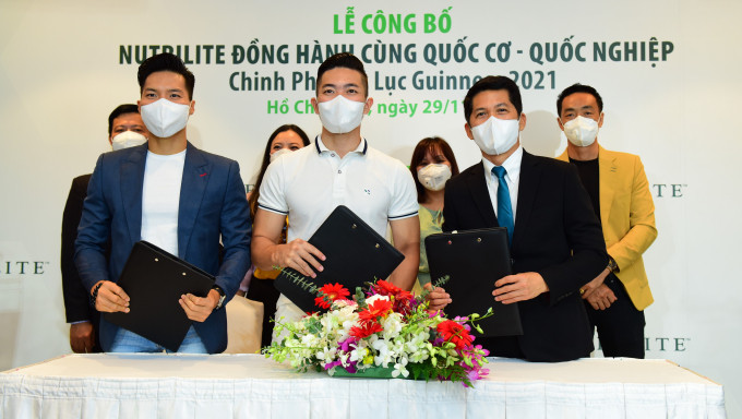 Nutrilite đồng hành cùng Quốc Cơ - Quốc Nghiệp chinh phục kỷ lục Guinness