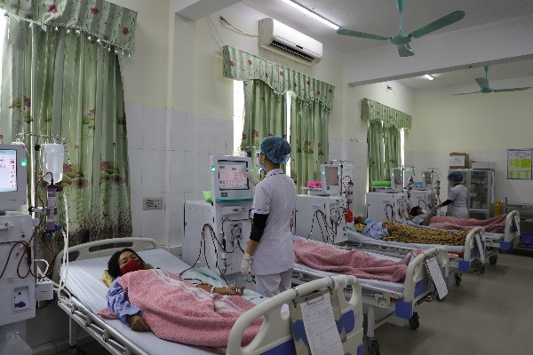 Chăm sóc sức khỏe mùa lạnh cho cộng đồng và người lao động