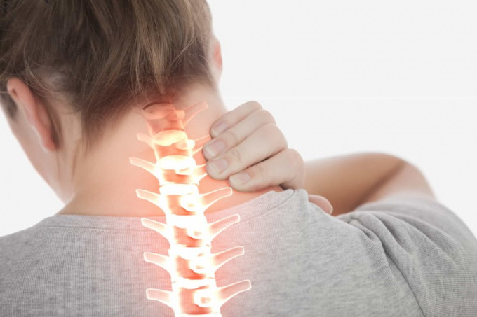 Đau mãn tính ở cổ và sau đầu có thể là hội chứng thoát vị lồng ngực