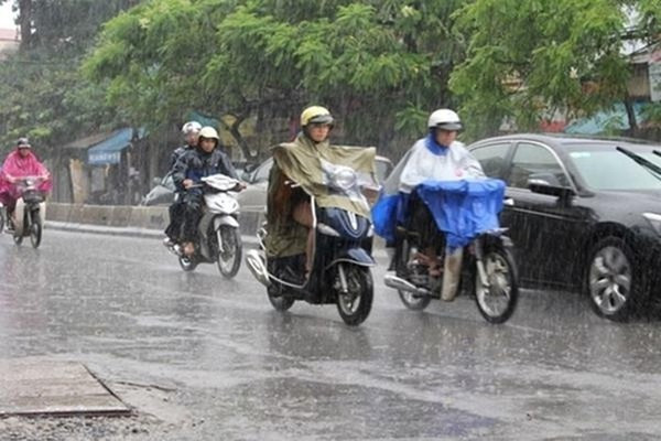 Dự báo thời tiết ngày 23/12: Miền Bắc có mưa nhỏ, miền Nam có mưa rào và dông