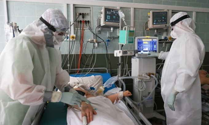Nga: Đang trải qua những tháng chết chóc nhất vì COVID-19