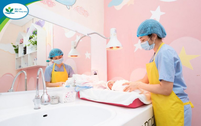 Lưu ý chăm sóc trẻ nhỏ trong thời tiết lạnh