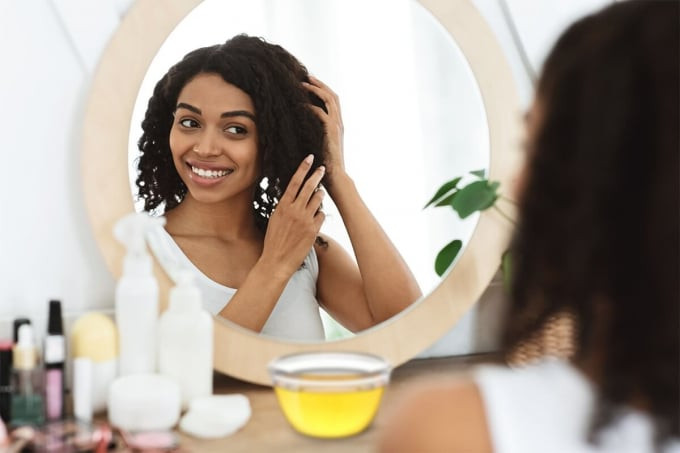 Những loại dầu chăm sóc tóc vào mùa đông