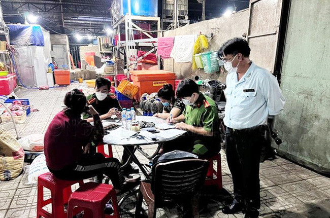 Đồng Nai phát hiện 3 cơ sở sơ chế nội tạng trâu bò vi phạm an toàn thực phẩm