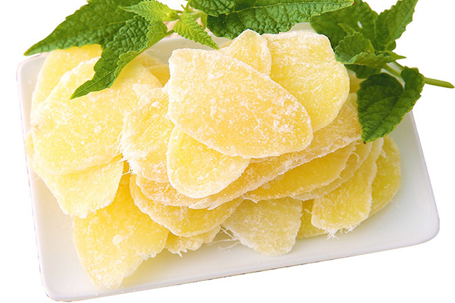 Những lợi ích bất ngờ khi ăn mứt gừng ngày Tết