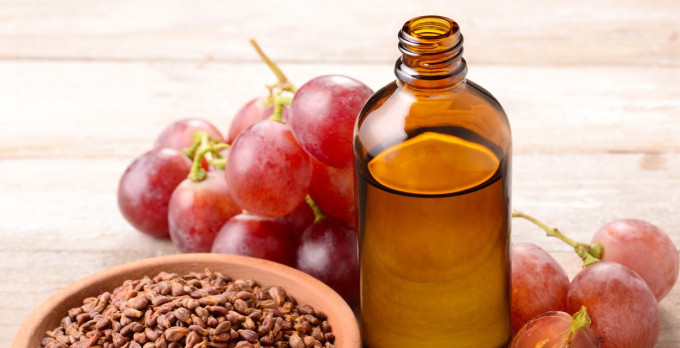 Dầu hạt nho mang đến nhiều lợi ích trong việc nuôi dưỡng tóc