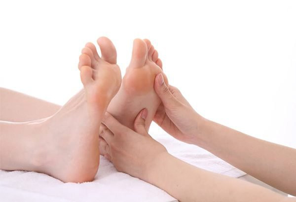 Cách chăm sóc bàn chân cho bệnh nhân tiểu đường