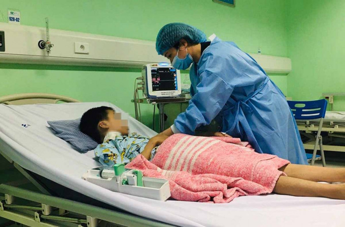 Lọc màng bụng cho trẻ em suy thận mạn