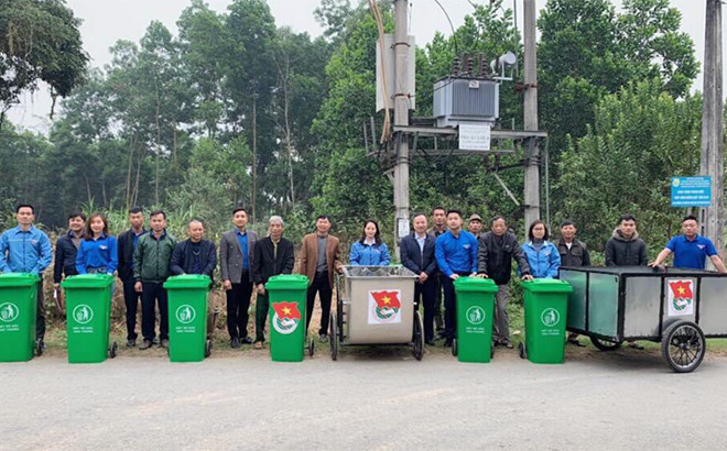 Yên Bái xây dựng mạng lưới thu gom, vận chuyển rác thải sinh hoạt vùng nông thôn