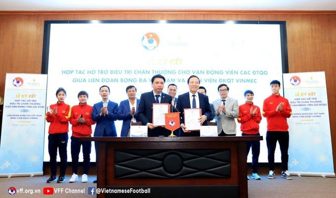 Đội tuyển Việt Nam được hỗ trợ điều trị chấn thương
