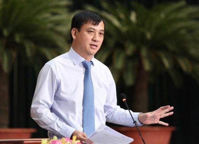 Chủ tịch nước Nguyễn Xuân Phúc tặng Huân chương Lao động hạng Ba cho ông Lê Hòa Bình