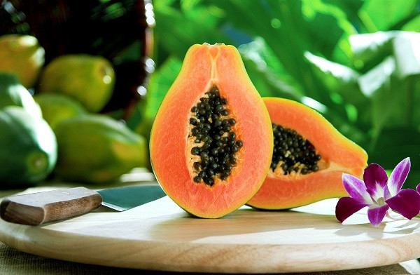 Cách tẩy lông mặt với đu đủ