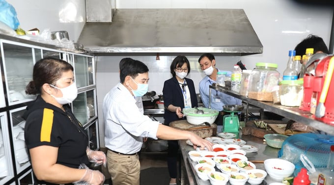 Ninh Bình kiểm tra an toàn thực phẩm phục vụ Lễ hội Hoa Lư 2022