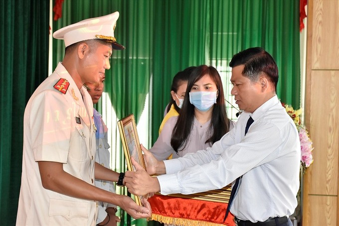 Bà Rịa - Vũng Tàu tổ chức lễ tri ân, khen thưởng đột xuất các cá nhân dũng cảm tham gia cứu người