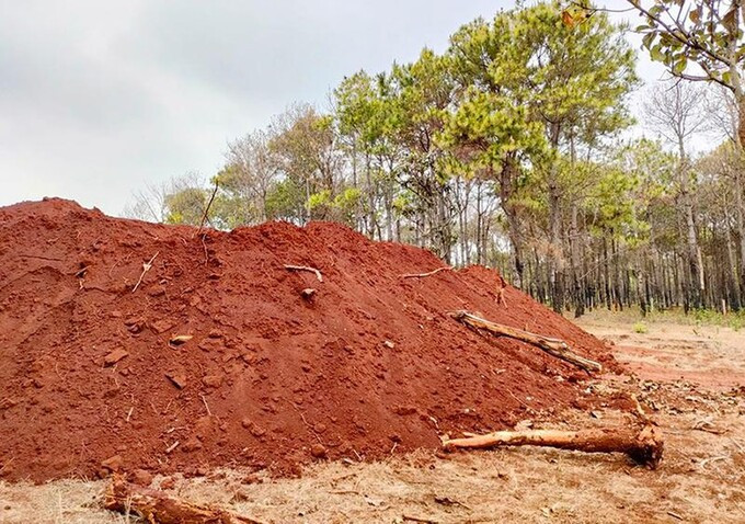 Gia Lai phát hiện bãi đổ thải trái phép tại dự án sân golf Đắk Đoa