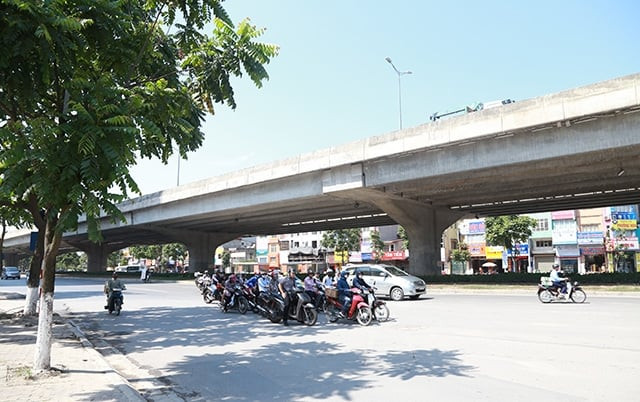 Dự báo thời tiết 23/4: Cuối tuần Bắc Bộ tiếp tục tăng nhiệt, ngày nắng nóng